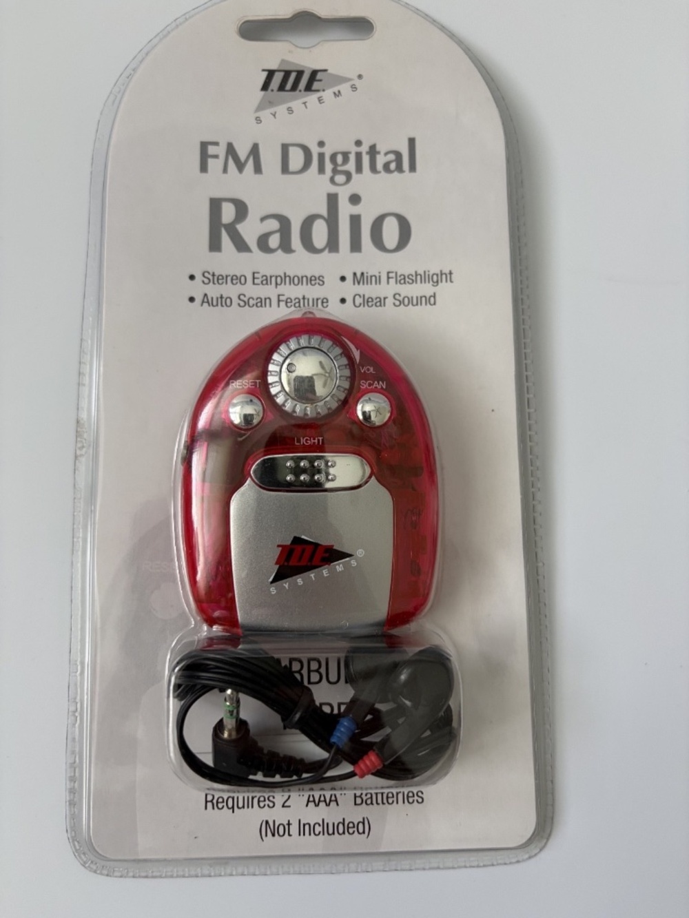 NEW T.D.E. Systems FM Digital Radio Stereo Earphones Auto Scan Red Sealed